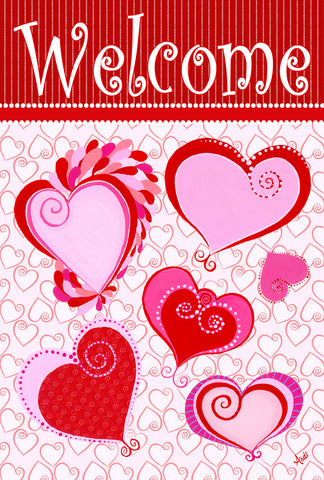 Paper Hearts House Flag Image